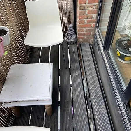 City Centre Apt With Balcony Great Location & Neighborhood Apartamento
