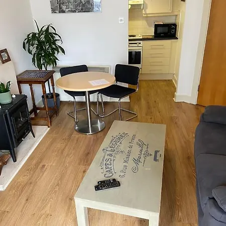 City Centre Apt With Balcony Great Location & Neighborhood Dublin