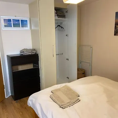 City Centre Apt With Balcony Great Location & Neighborhood Apartment Dublin