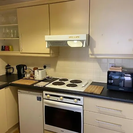City Centre Apt With Balcony Great Location & Neighborhood * Dublin